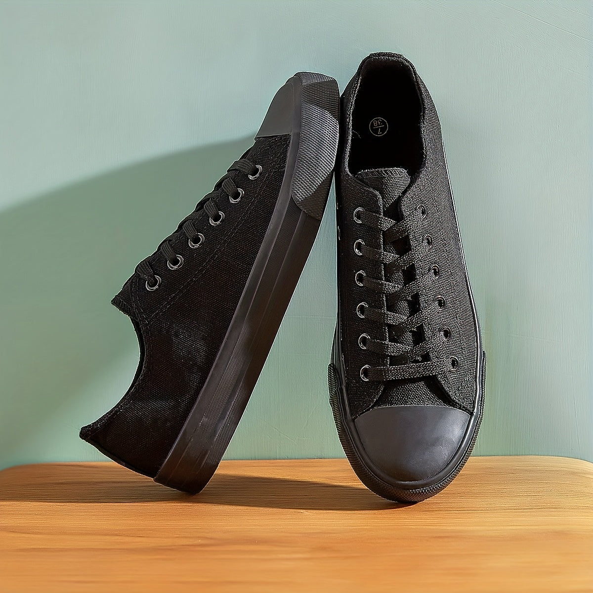 Women's Lace Up Canvas Sneakers Low Top Walking Shoes