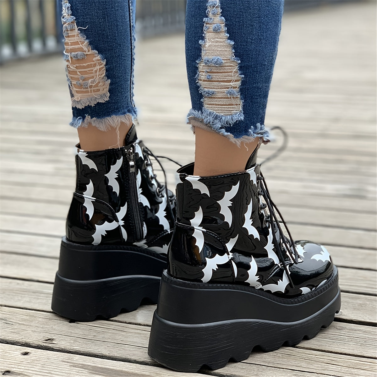 Women's Bat Pattern Platform Boots Punk Style Lace Up Ankle Boots