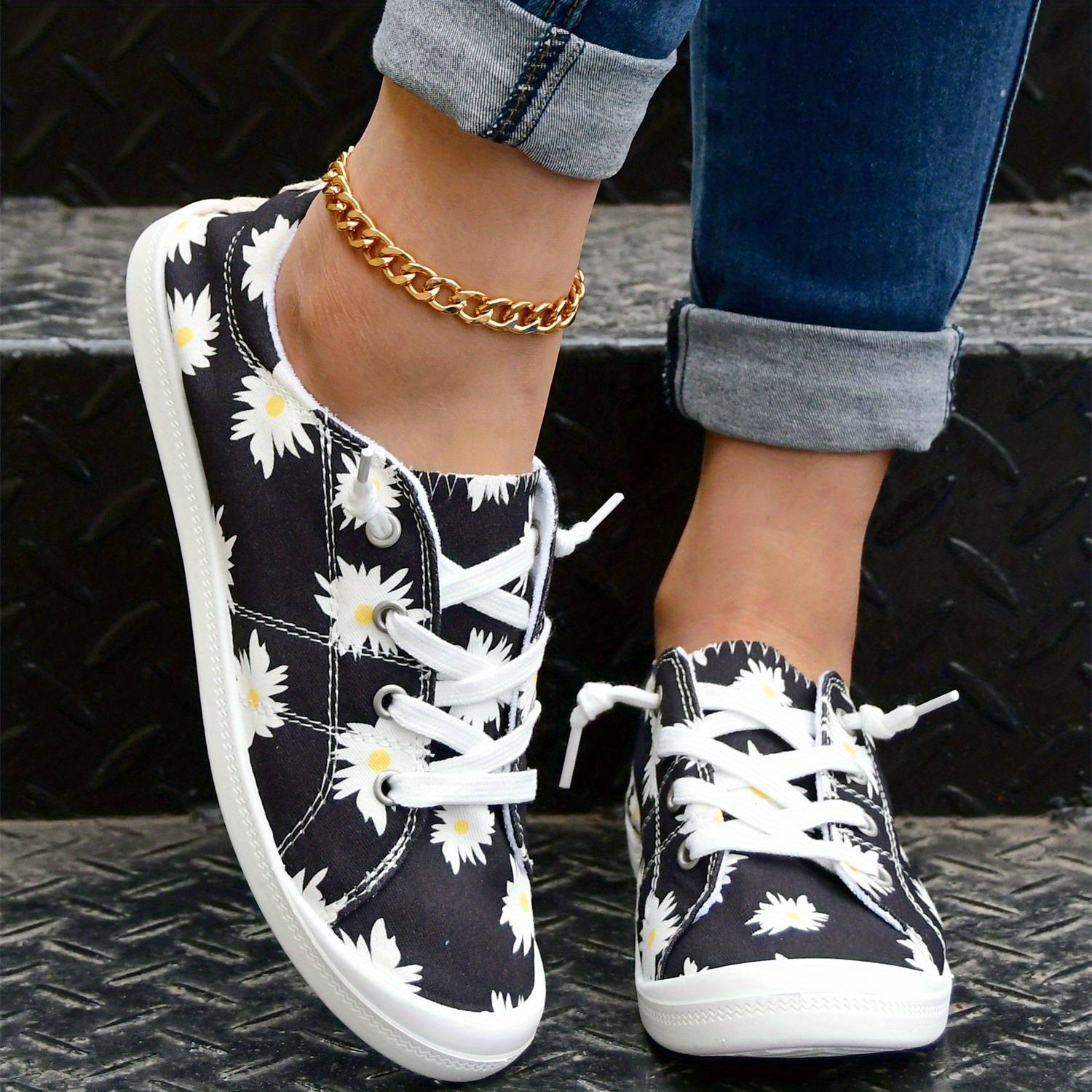 Women's Daisy Canvas Shoes Lace Up Sneakers Walking Flats