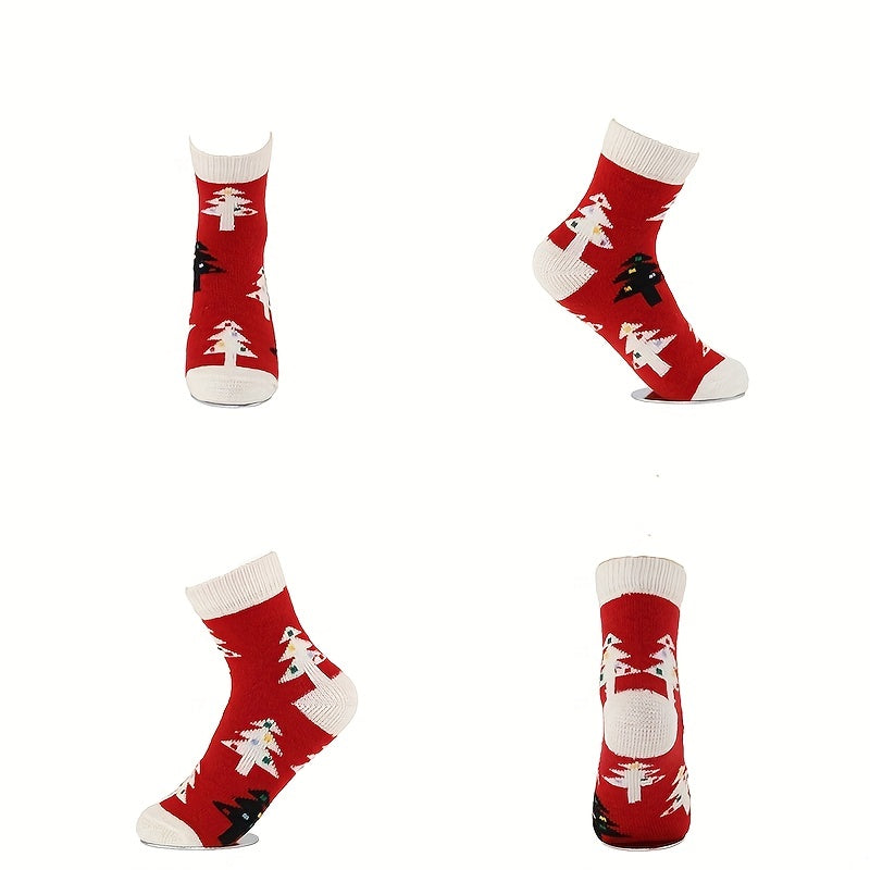 4 Pairs Cartoon Christmas Print Comfy Crew Socks Women's Stockings