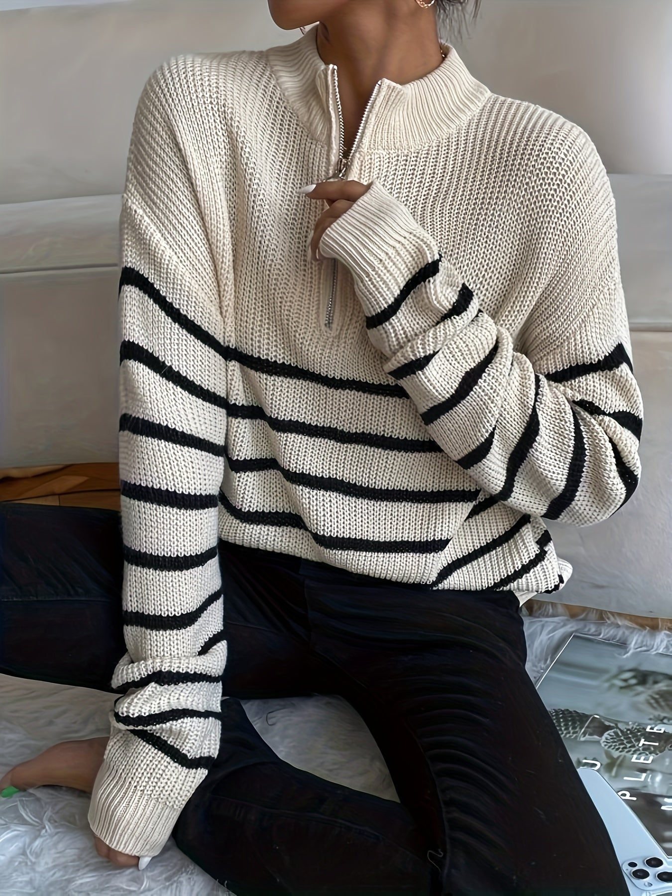  Stripe Print Zipper High Neck Jumper