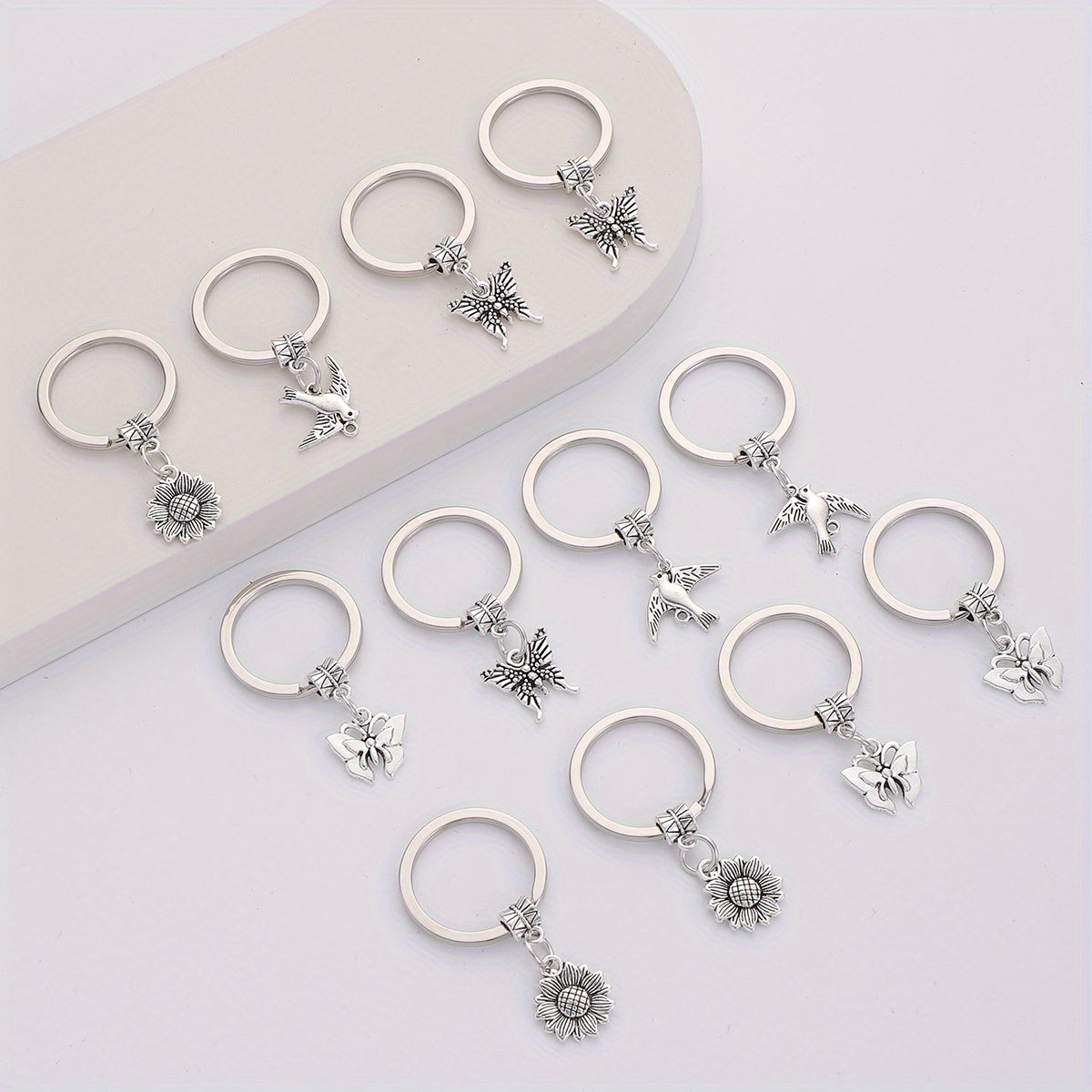 12pcs Men's Summer Alloy Keychain Box Bag Accessories