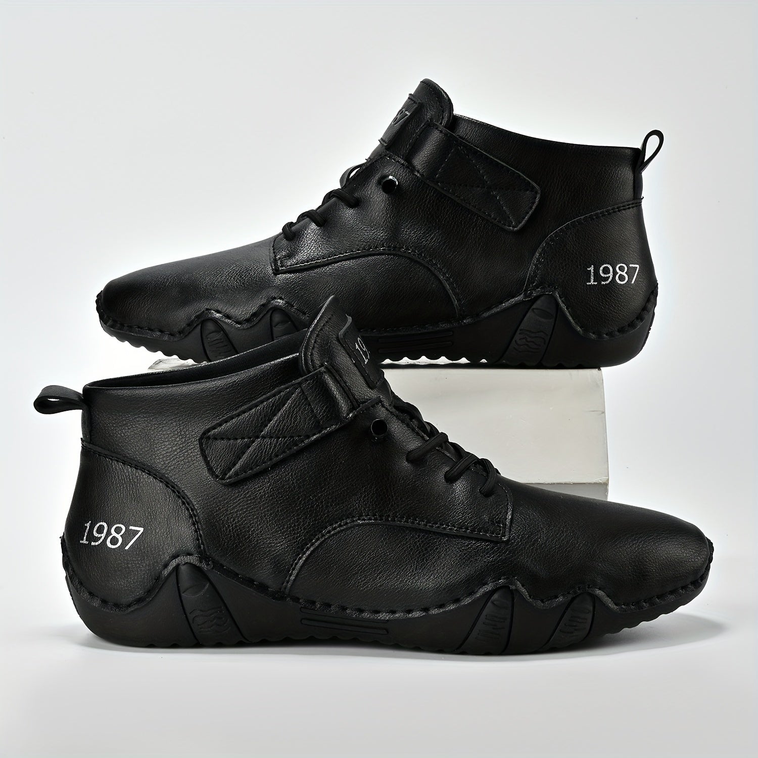 PLUS SIZE Men's Casual Sneakers Hook & Loop Lightweight Non Slip Shoes