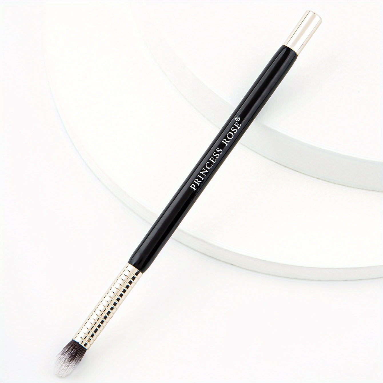 Vegan Eyeshadow Brush for Flawless Makeup Application