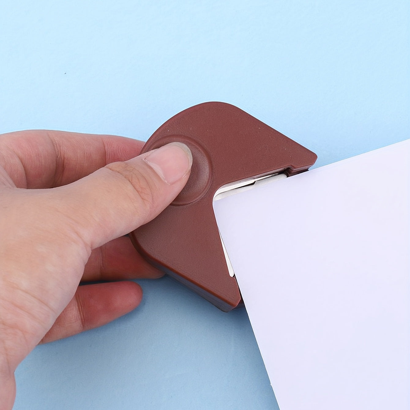 Portable Photo Corner Trimming Device for Cards & Photos
