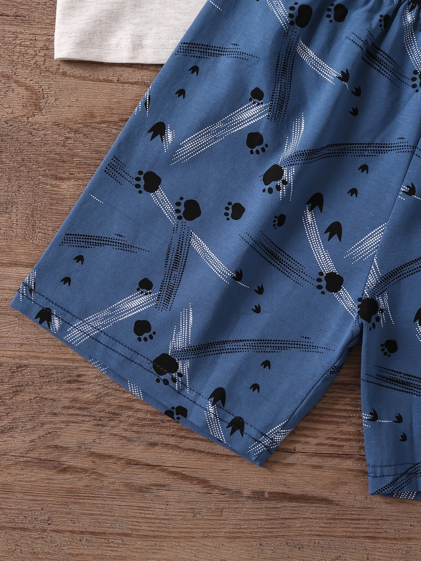 Boys Bear Print Pajama Set Crew Neck Top & Bear Paw Shorts Kids Clothes