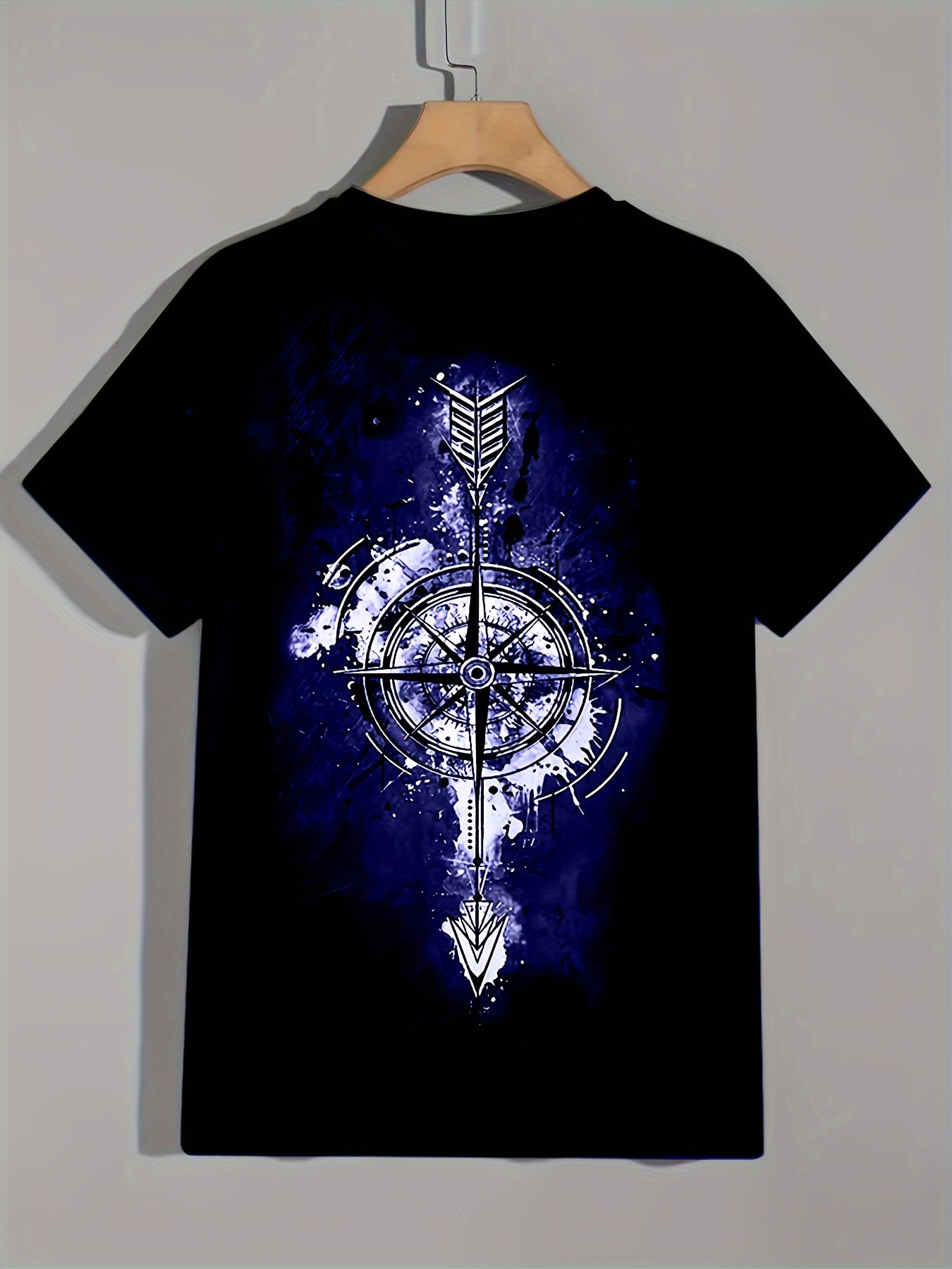 Vintage Compass Graphic Tee for Men Active Breathable and Stretchy