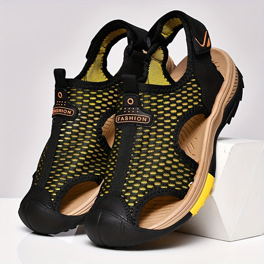Men's Closed Toe Anti Collision Sandals Wear resistant Non Slip Beach Shoes