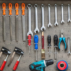 12pcs Screwdriver Pegboard Storage Hooks 2.54cm Hole Distance