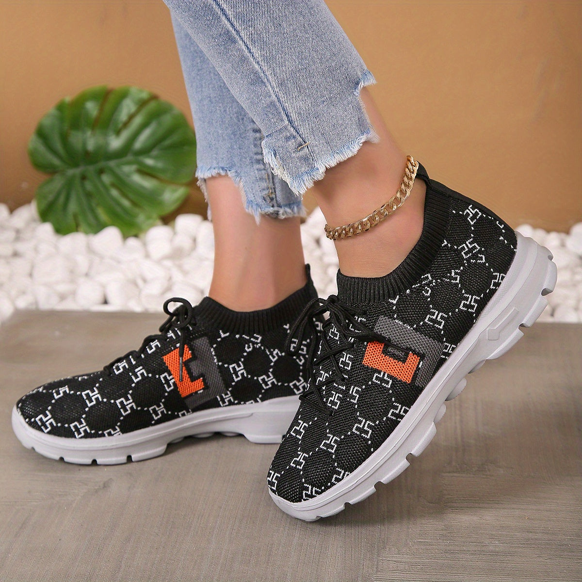 Women's Geometric Pattern Sneakers Casual Lace Up Outdoor Shoes