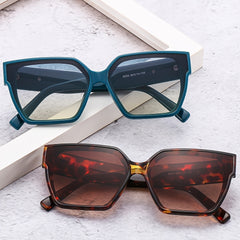 Vintage Oversized Square Sunglasses Women Sun Protection Lenses