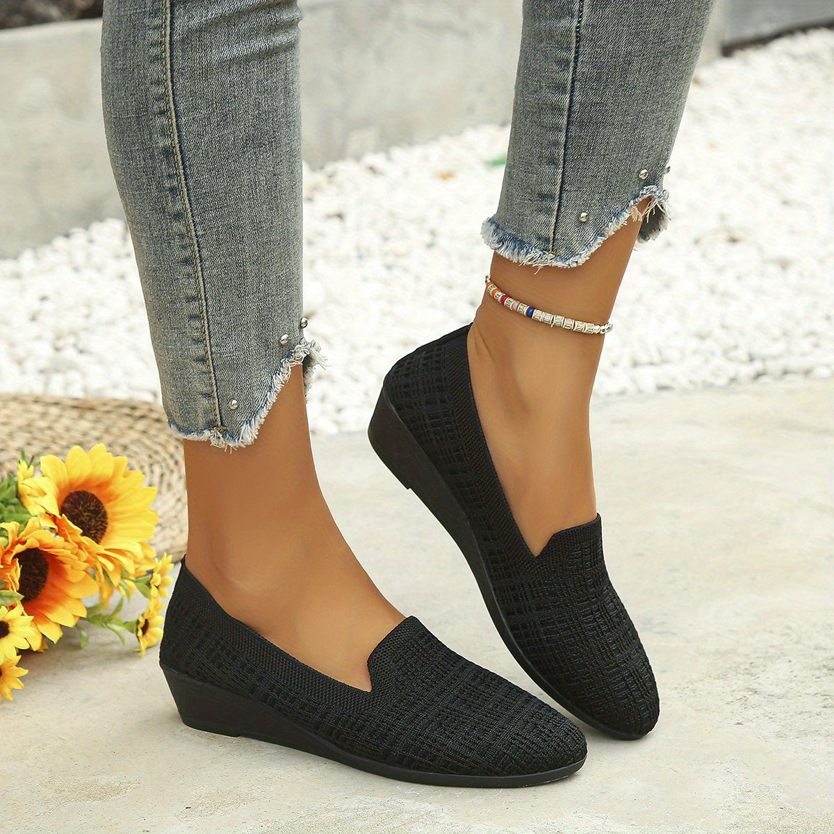 Women's Breathable Slip On Flat Shoes Lightweight & Comfortable