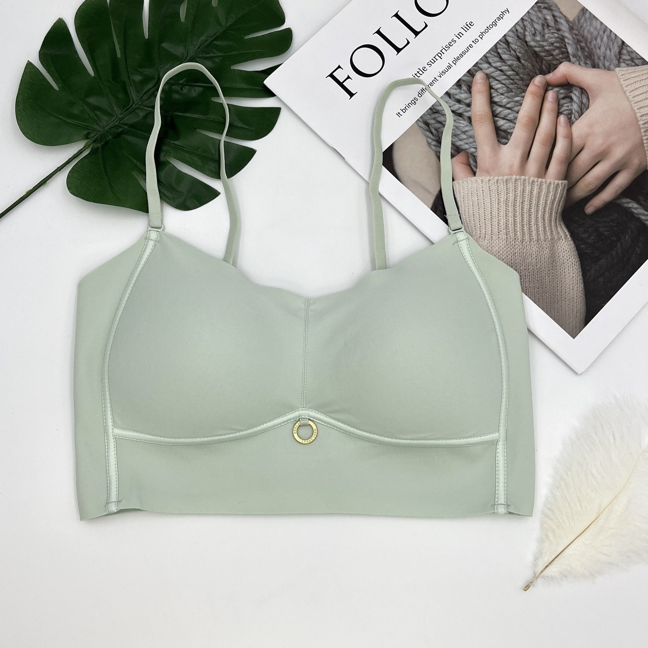Wireless Lace Bra with Scallop Trim