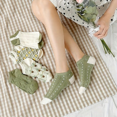 5 Pairs Floral Textured & Lightweight Low Cut Ankle Socks Women's Stockings