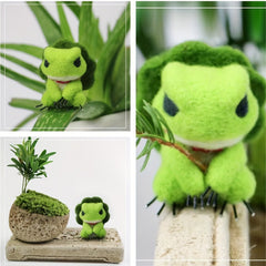 Traveling Frog Wool Felt DIY Material Package with Keychain