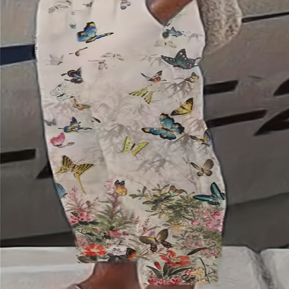  Butterfly Print Straight Leg Pants With Pockets