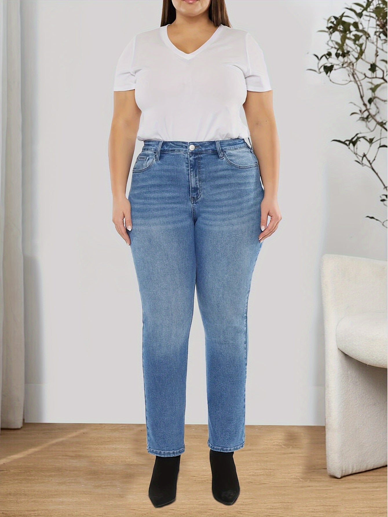Plus Size Elastic Straight Leg Slim Fit Medium Stretch Jeans