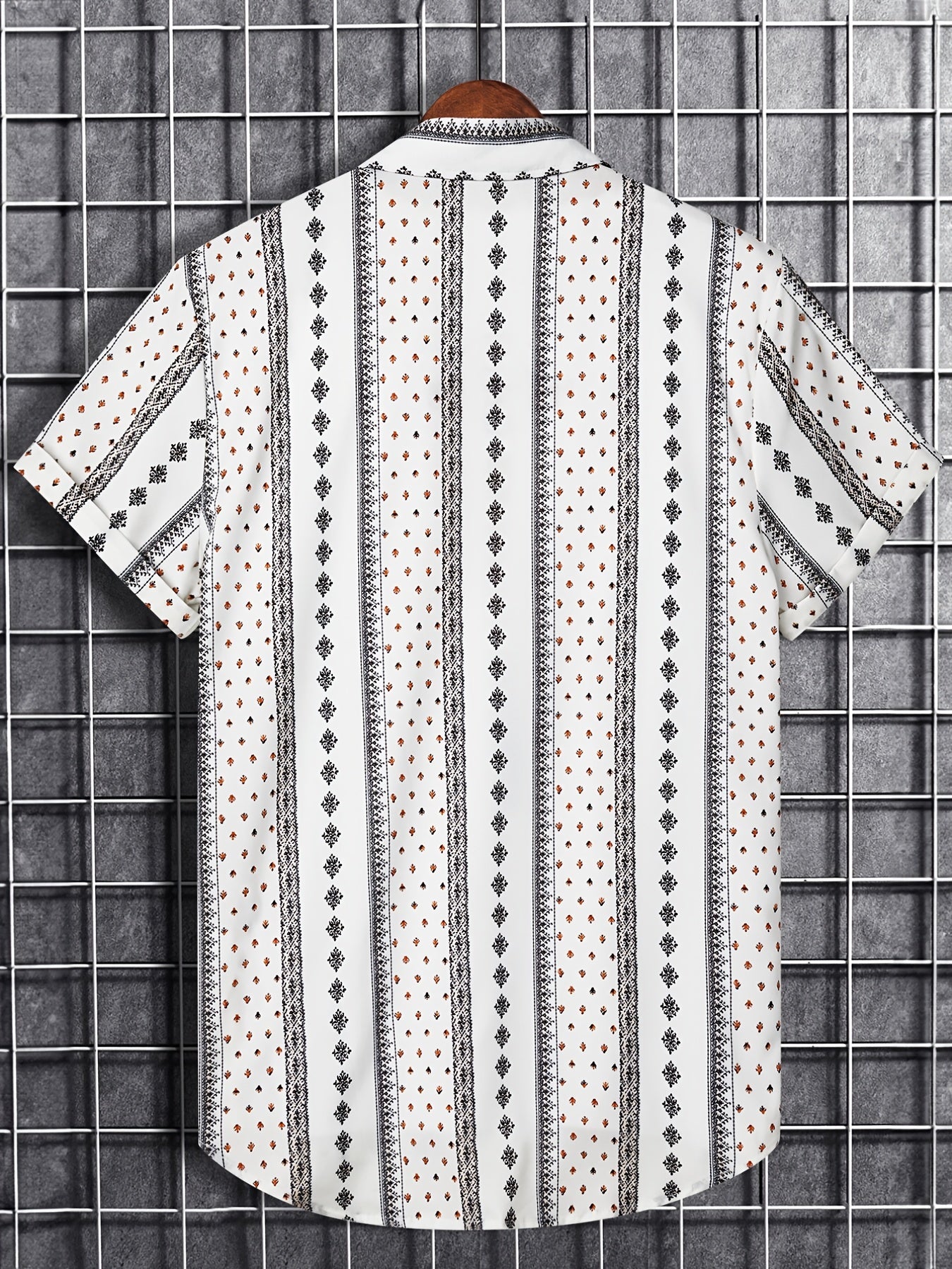 Vertical Stripe Print Men's Casual Short Sleeve Shirt