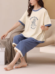 Floral Print Colorblock Pajamas Set Short Sleeve Tee Top & Crop Pants Pj Set