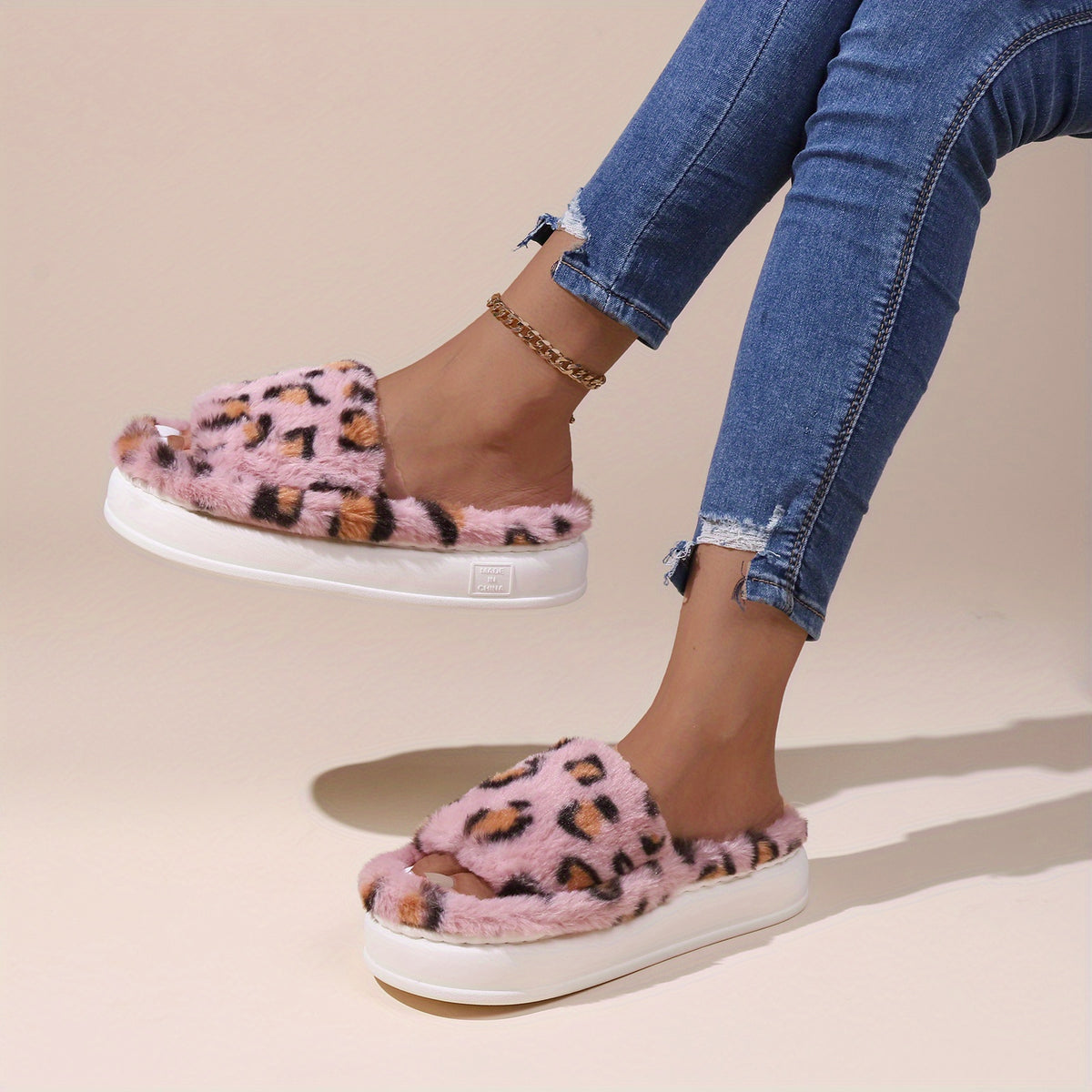 Plaid Pattern Open Toe Fuzzy Slippers Women's Sandals