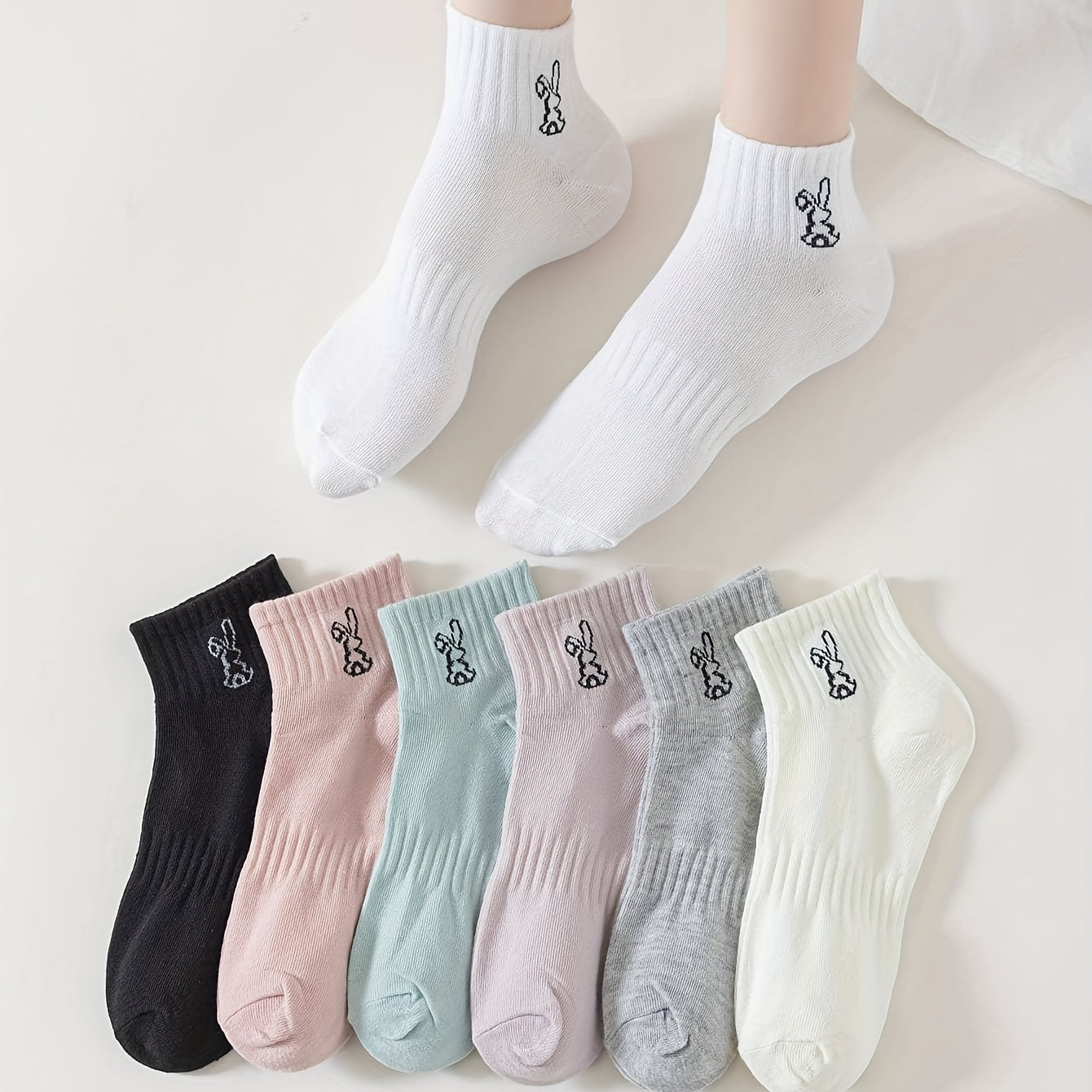 Bunny Pattern Socks - Women's Short Stockings