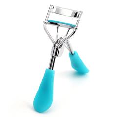 Portable Eyelash Curler for Women Convenient Makeup Tool