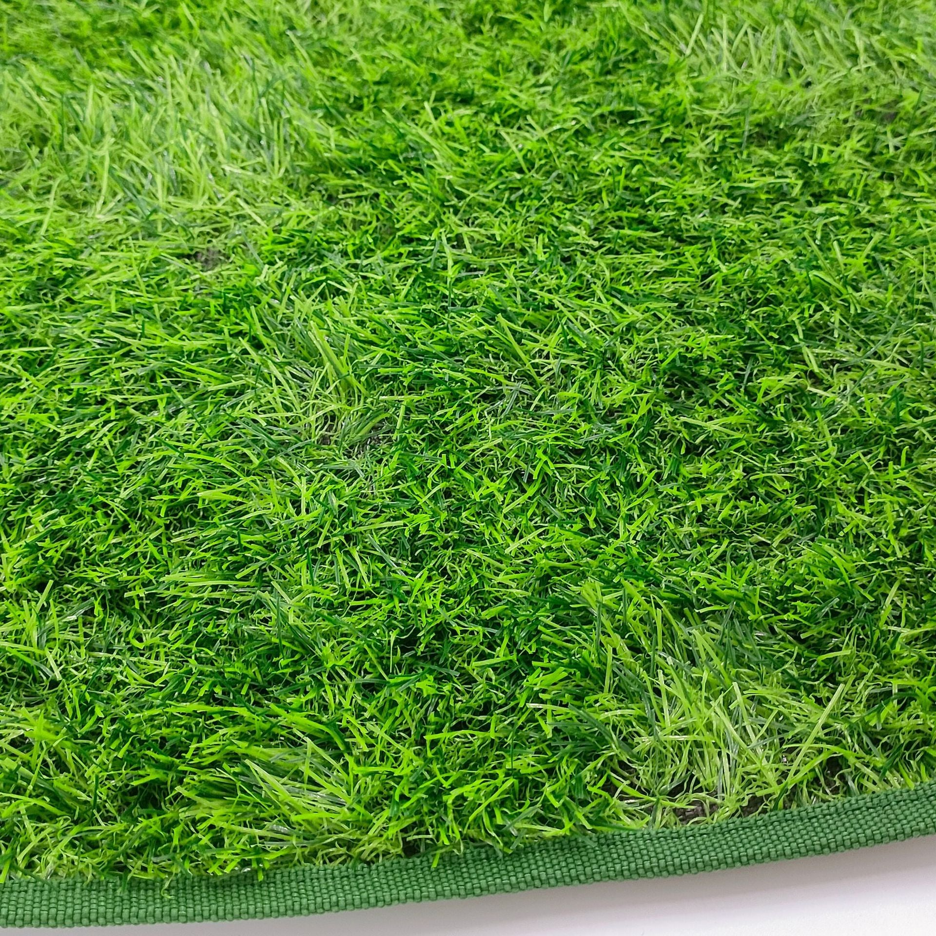 Artificial Grass Dog Potty Pad - Easy to Clean & Odor Resistant