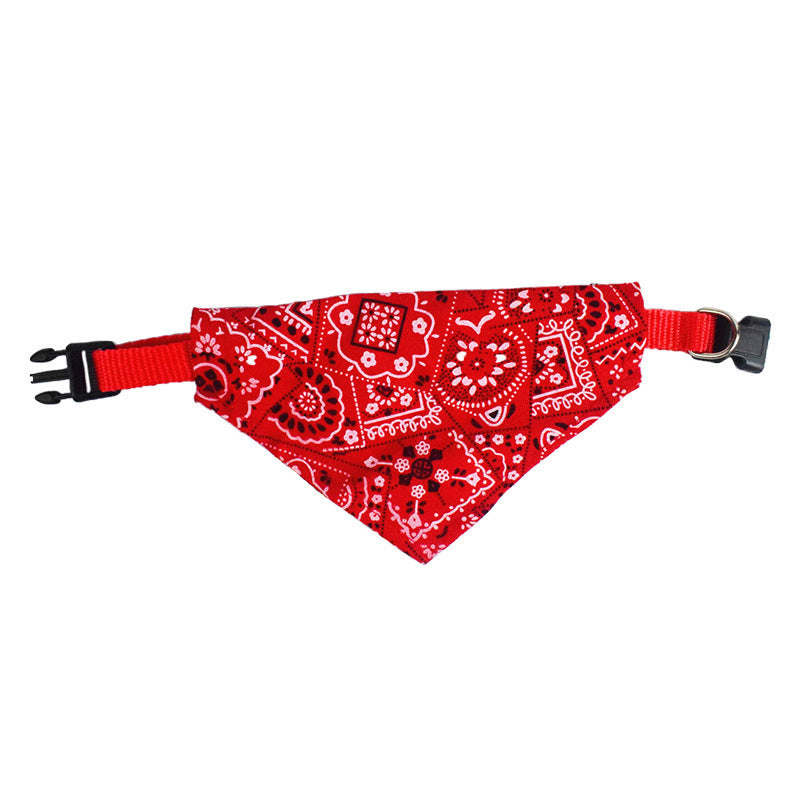 Stylish Printed Dog Bandanas with Buckle - Keep Your Pet Clean and Fashionable