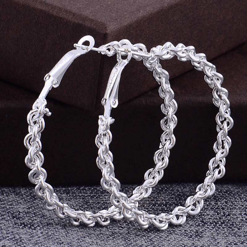 Twisted Hoop Earrings For Women Girls 1Pair