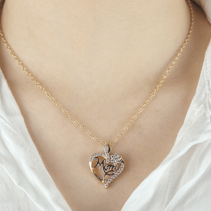 Heart & Flower Necklace Inlaid MOM Letter Pattern Neck Chain