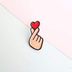 Heart Brooch Pin Creative Pop Enamel Pin Lapel Badges Brooch Funny Jewelry