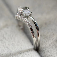 V Shape Zirconia Ring Heart Wedding Jewelry For Women