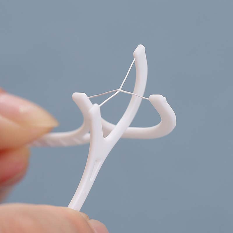 100 Dental Floss Sticks Clean Teeth Easily & Quickly High Tension Bag