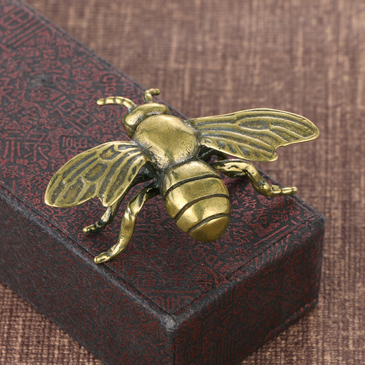 Vintage Brass Bee Figurine for Home Decor and DIY Crafts