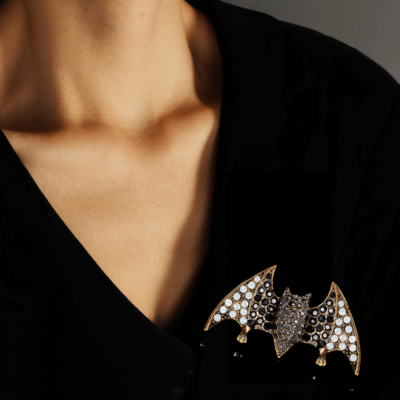 Retro Cartoon Bat Brooch Rhinestone Silk Scarf Buckle Diamond Alloy