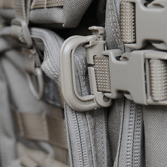 1pc Carabiner Keychain With D Ring Grimloc Molle System