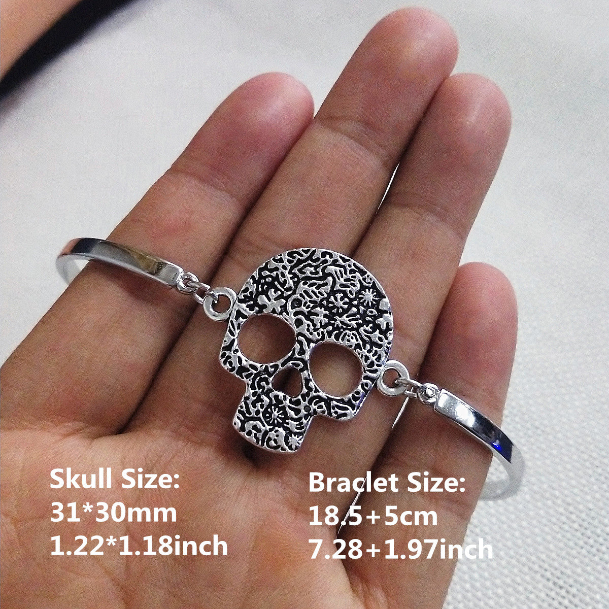 Hollow Skull Bangle Bracelet Gothic Hand Jewelry Halloween Decoration