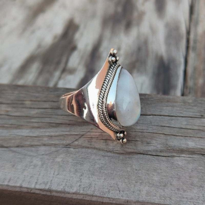 Vintage Moonstone Healing Crystal Ring Fine Jewelry Girls Ladies