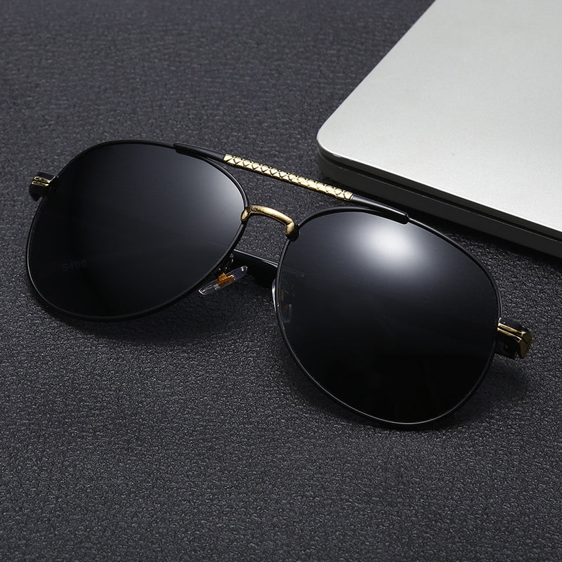 Men's Polarized Photochromic Sunglasses UV400 Metal Frame Business Eyewear