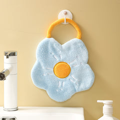 Flower Shaped Hanging Towel Coral Fleece Quick drying Fingertip Towel