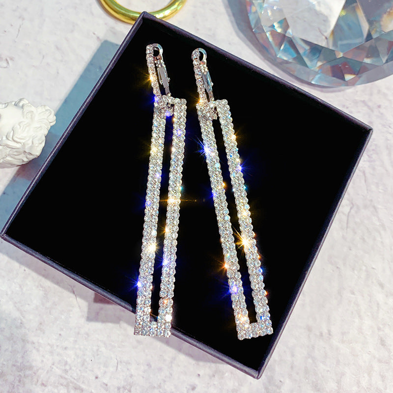 Rhinestone Claw Chain Drop Earrings for Women Dating Gift