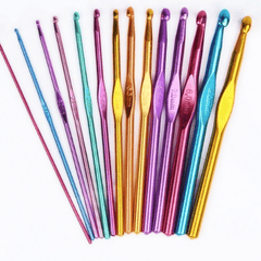 8pcs Colorful Aluminum Crochet Hook Set for Knitting