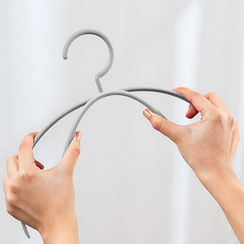 Random Clothes Hanger Hanging Striped Non Slip Shelf Semicircular Support