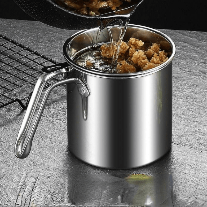 Stainless Steel Strainer Pot Residue Filter Oiler For Home Use