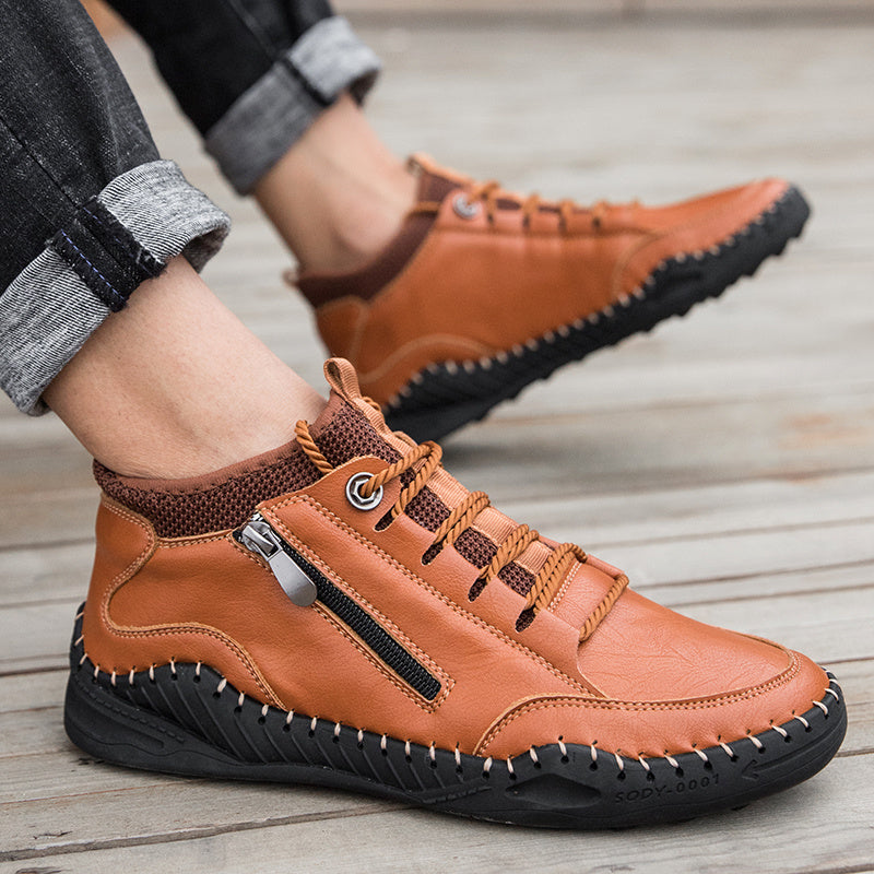Men's Outdoor Hiking Boots Non Slip Comfortable Boots For Hiking Climbing