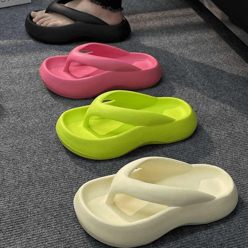 Women's Solid Flip Flops Casual Soft Sole Lightweight Summer Beach Shoes