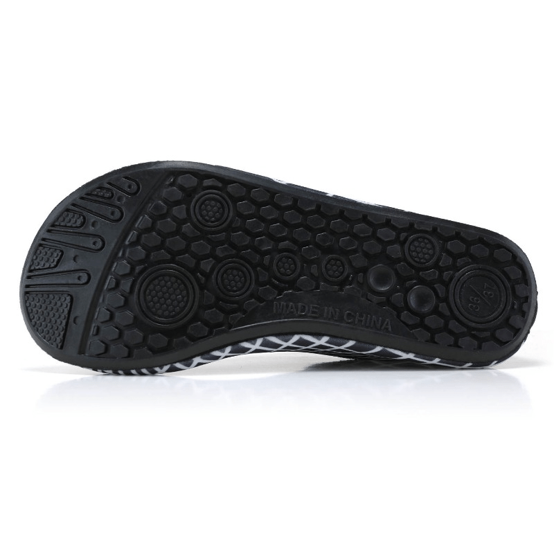 Women Men Barefoot Water Shoes Non Slip Lightweight Soft Water Socks