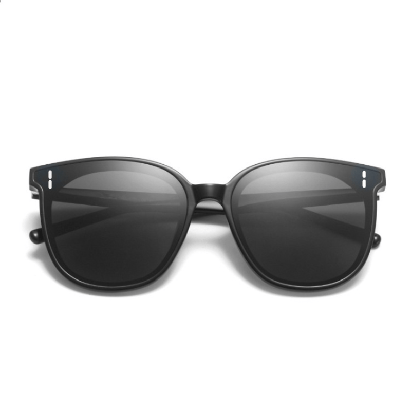 Square Sunglasses Rivet Decor Mirror Lens UV400
