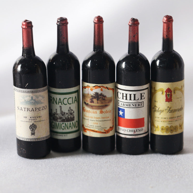 5pcs Mini Red Wine Bottle Dollhouse Prop Handicraft Decoration