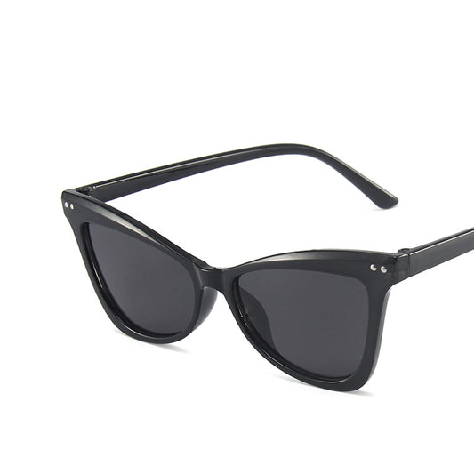 Y2K Cat Eye Sunglasses UV400 Sun Shades for Summer Beach Party
